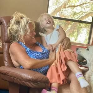 Meet your Posher, Deb